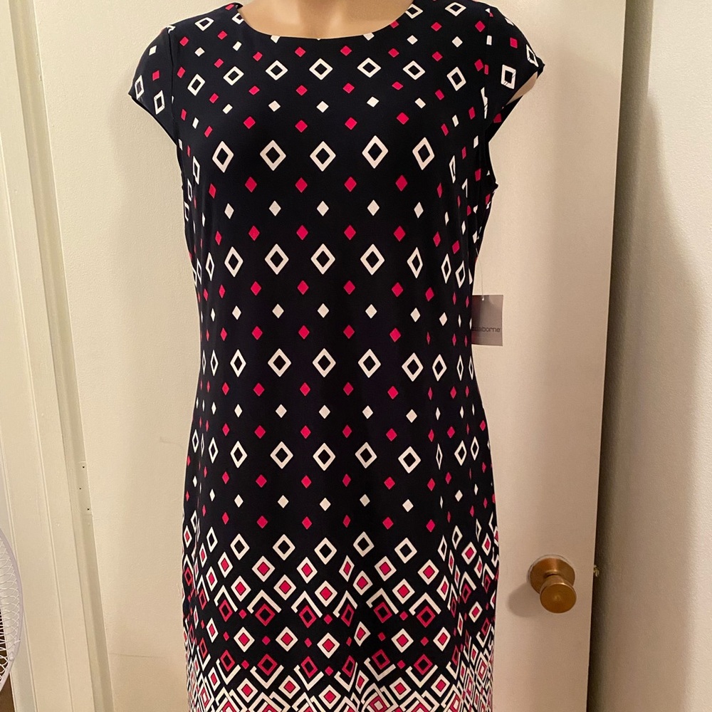 NWT Liz Claiborne XL Navy Blue with hot pink/white design. $35